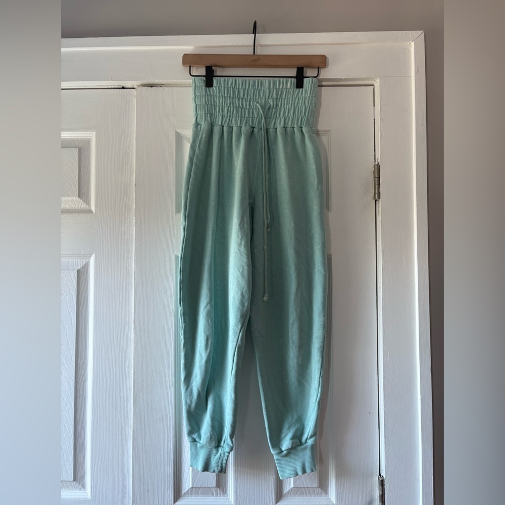 Out From Under Urban Outfitters Sweatpants Size‎ Extra Small EUC